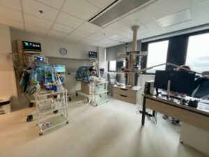 INTENSYWNY NADZÓR NEONATOLOGIA