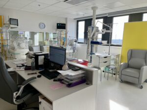 INTENSYWNY NADZÓR NEONATOLOGIA