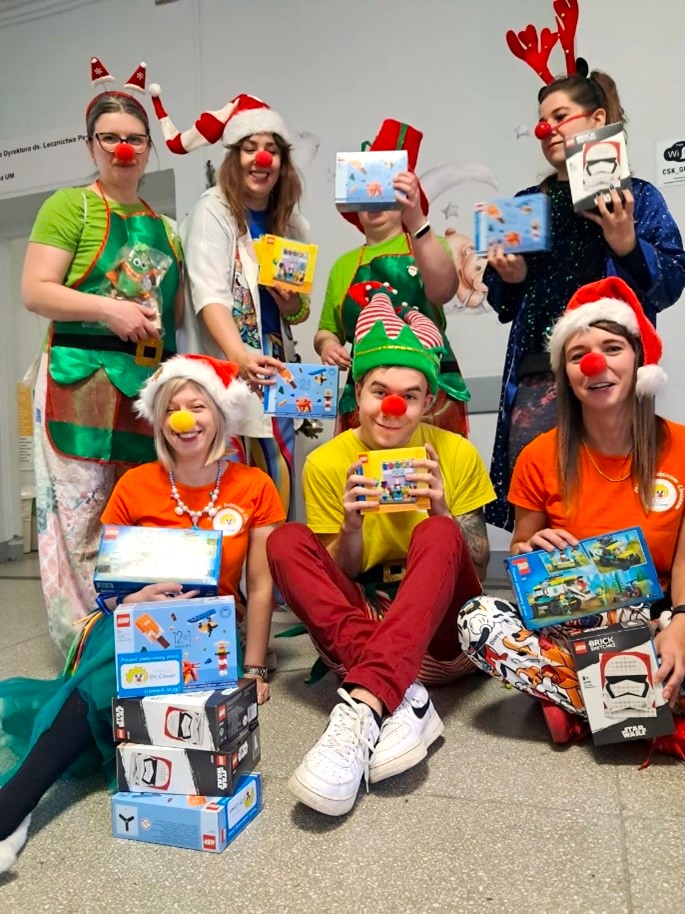 Wolontariusze z Fundacji dr Clown