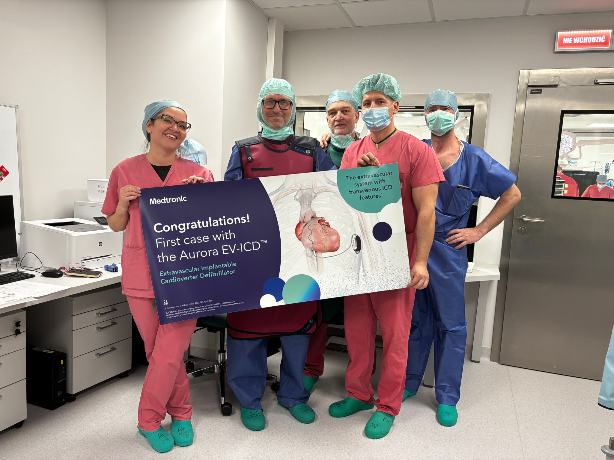 Zespół medyczny na czele z prof. Krzysztofem Kaczmarkiem oraz dr Aleksandrem Strzeleckim